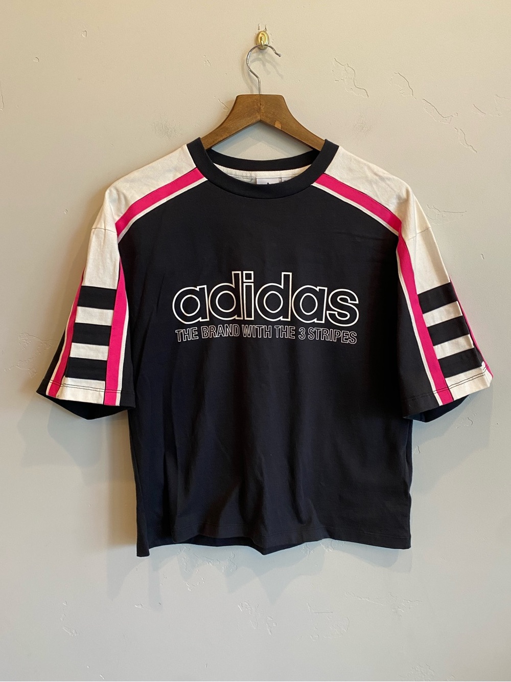 ADIDAS Black & White OG Cropped Tee